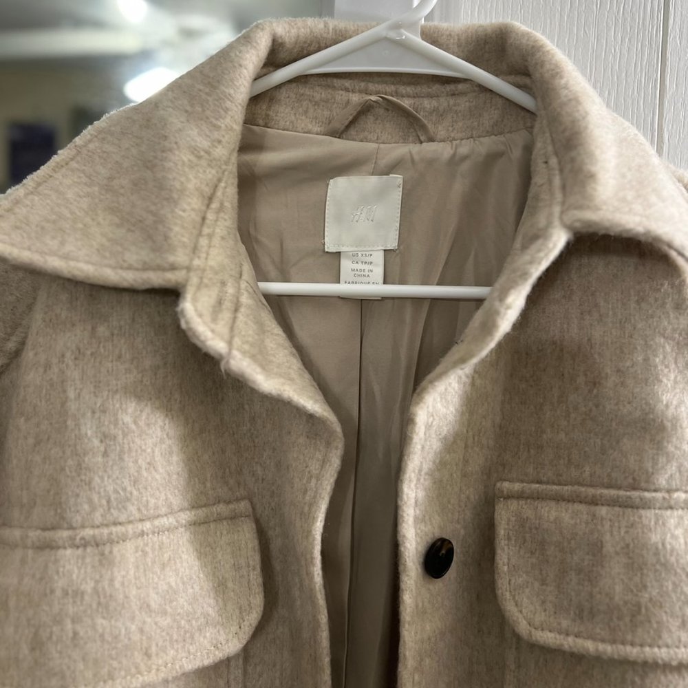 H&M Tan/Cream Shacket - Picture 2 of 5